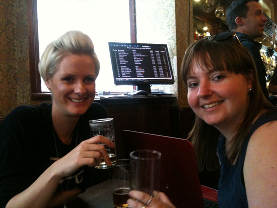 I met new chums, Lucy (beer lover) & Sarah (cider lover) who were having a meeting. A likely story, Ladies!
